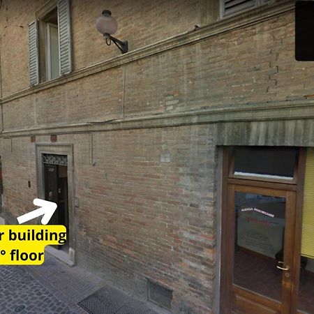 Appartement Netflix - Centro Storico Urbino Extérieur photo